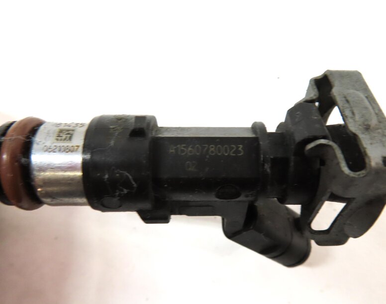 Thumbnail 5: 07-15 MERCEDES C63 CL63 E63 ML63 S63 SL63 CLK63 CLS63 R63 AMG FUEL INJECTOR SET8