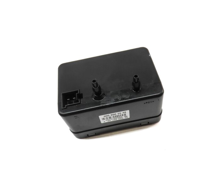 Thumbnail 3: 2008 MERCEDES CLS63 AMG ///AMG W219 REAR HATCH TRUNK AIR VACUUM PUMP 0008002548
