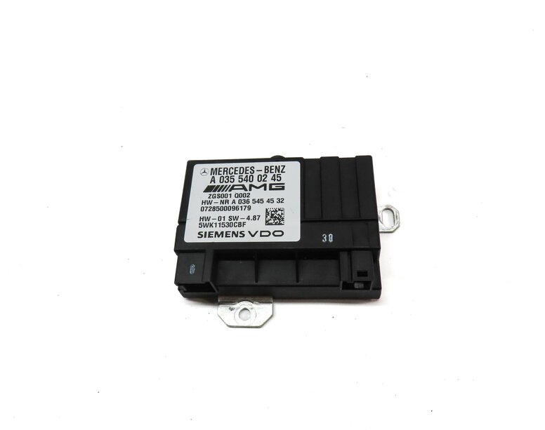 Thumbnail 2: 2008 MERCEDES CLS63 AMG (W219) 6.3L M156 ///AMG ENGINE FUEL PUMP CONTROL MODULE