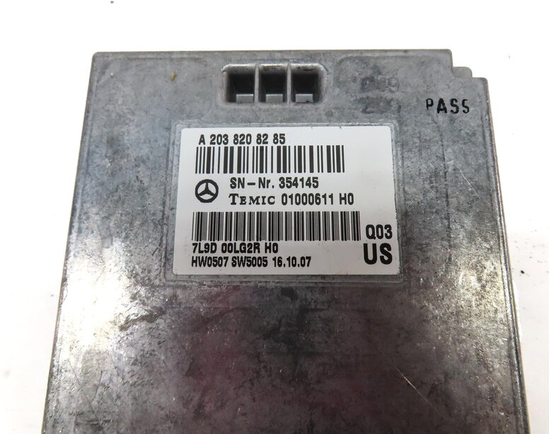Thumbnail 4: 06-12 MERCEDES E G GL ML CLS R CLASS (W211 W164 W251 X164) VOICE CONTROL MODULE