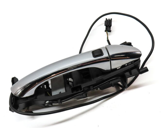 Thumbnail 3: 2003-2011 MERCEDES CLK CLS (W209 W219) RIGHT FRONT KEYLESS DOOR HANDLE (SILVER)