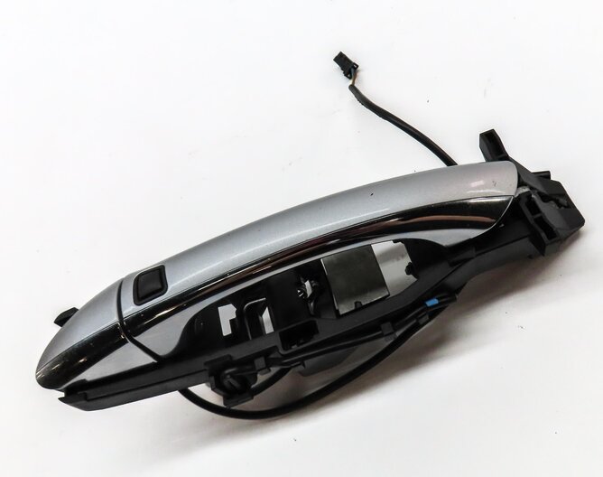 Thumbnail 3: 06-11 MERCEDES CLS63 CLS500 CLS550 (W219) LEFT REAR KEYLESS DOOR HANDLE (SILVER)