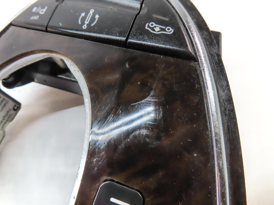 Thumbnail 9: 2008 MERCEDES CLS63 AMG ///AMG (W219) AUTOMATIC SHIFTER TRIM (ELM TREE WOOD)
