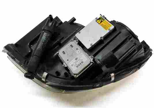 Thumbnail 6: 06-10 MERCEDES CLS55 CLS63 CLS500 CLS550 (W219) RIGHT FRONT Bi-XENON HEADLIGHT