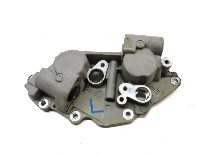 Thumbnail 2: 2008 CLS63 AMG (W219) 6.3L M156 ///AMG ENGINE LEFT CYLINDER HEAD TIMING COVER