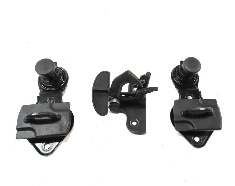 Thumbnail 2: 2008 CLS63 AMG ///AMG (W219) LEFT & RIGHT HOOD SAFETY CATCH HOOK & DAMPENER SET3