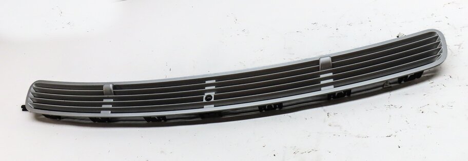 Thumbnail 2: 2008 MERCEDES CLS63 AMG ///AMG (W219) TOP HOOD GRILLE AIR VENT (SILVER)