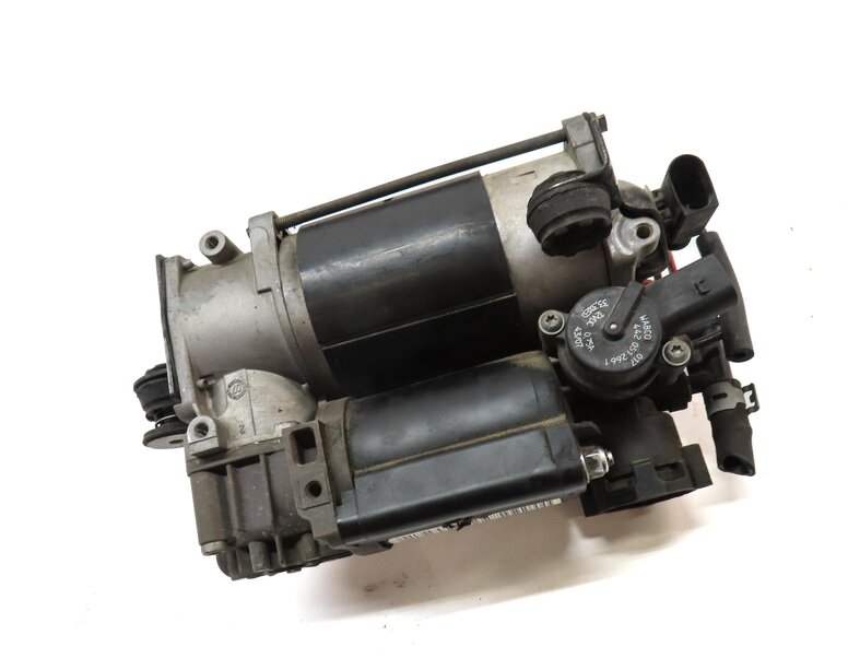 Thumbnail 3: 2008 MERCEDES CLS63 AMG (W219) 6.3L M156 ///AMG ENGINE AIR SUSPENSION COMPRESSOR
