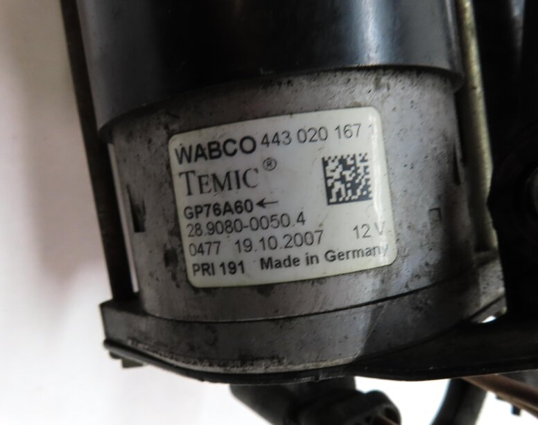 Thumbnail 8: 2008 MERCEDES CLS63 AMG (W219) 6.3L M156 ///AMG ENGINE AIR SUSPENSION COMPRESSOR