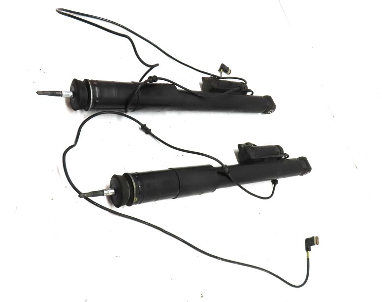 Thumbnail 6: 2008 CLS63 AMG W219 6.3L M156 ///AMG ENGINE REAR LEFT & RIGHT SHOCK STRUT SET 2