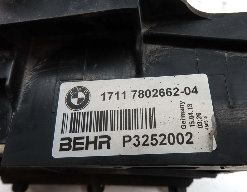 Thumbnail 7: 11-19 BMW 535i 535iGT 640i 740i (F01 F06 F07 F10) 2.0T / 3.0L AUXILIARY RADIATOR
