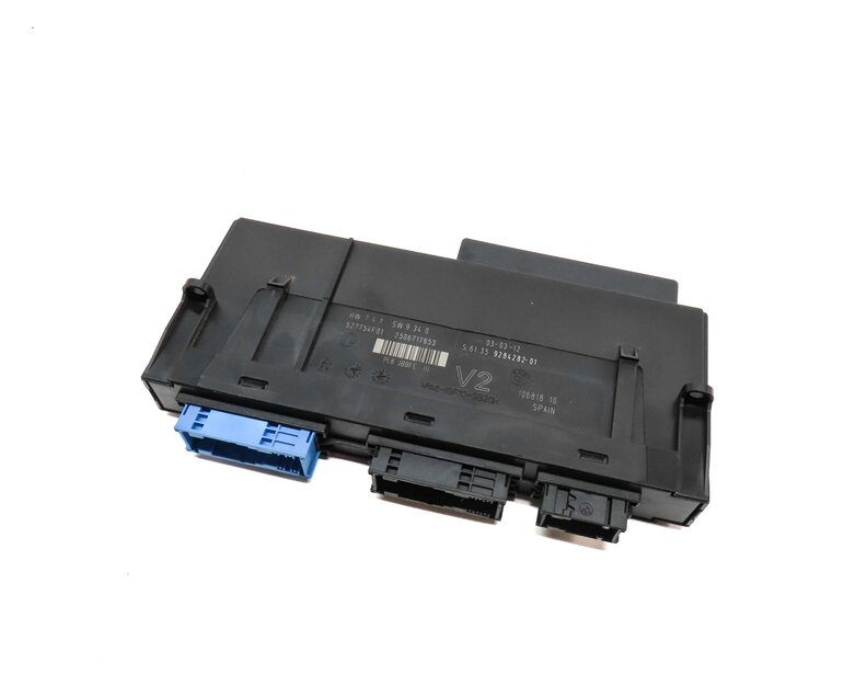 Thumbnail 2: 2012 BMW 528i (F10) PRIMARY BODY CONTROL MODULE 61359284282