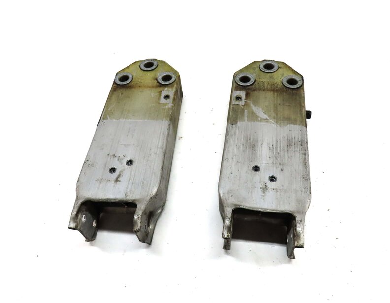 Thumbnail 4: 2012 BMW 528i F10 FRONT BUMPER LEFT & RIGHT REINFORCEMENT BAR MOUNT BRACKET SET