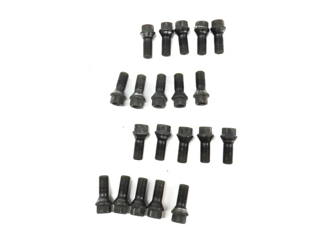Thumbnail 6: 2012 BMW 528i (F10) RIM WHEEL LUGNUT LUG NUT BOLT SET 20