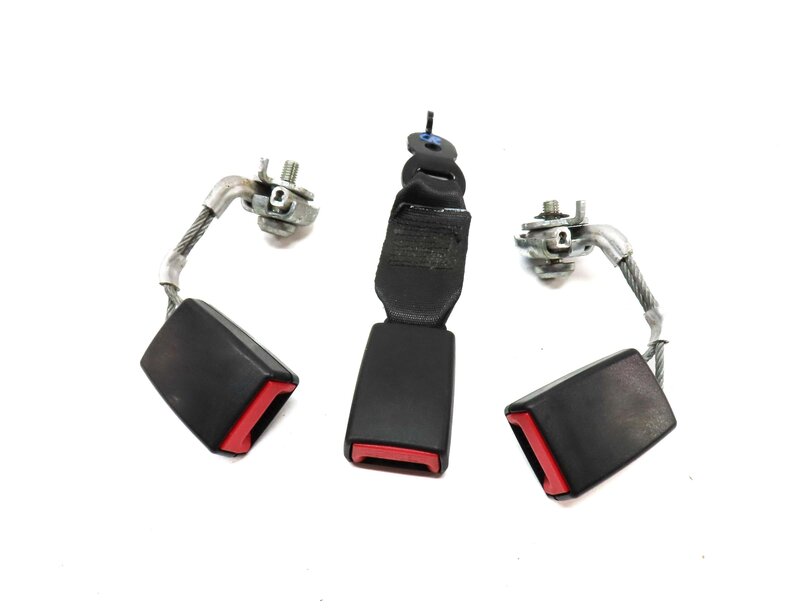 Thumbnail 2: 2012 BMW 528i (F10) REAR LEFT RIGHT & CENTER SEATBELT BUCKLE RECEIVER SET 3