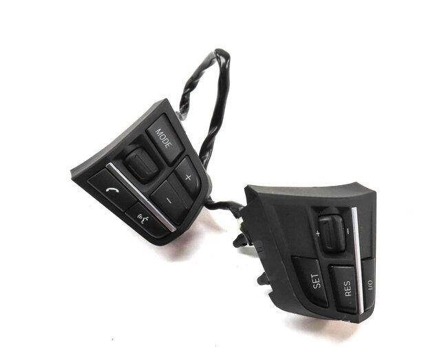 Thumbnail 2: 2012 BMW 528i (F10) STEERING WHEEL LEFT & RIGHT CONTROL SWITCH BUTTON SET 2