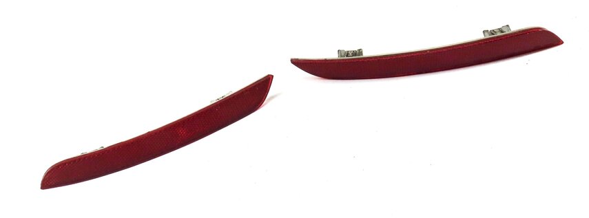 Thumbnail 3: 2012 BMW 528i (F10) REAR LEFT & RIGHT BUMPER REFLECTOR SET 2 (RED) 7203237