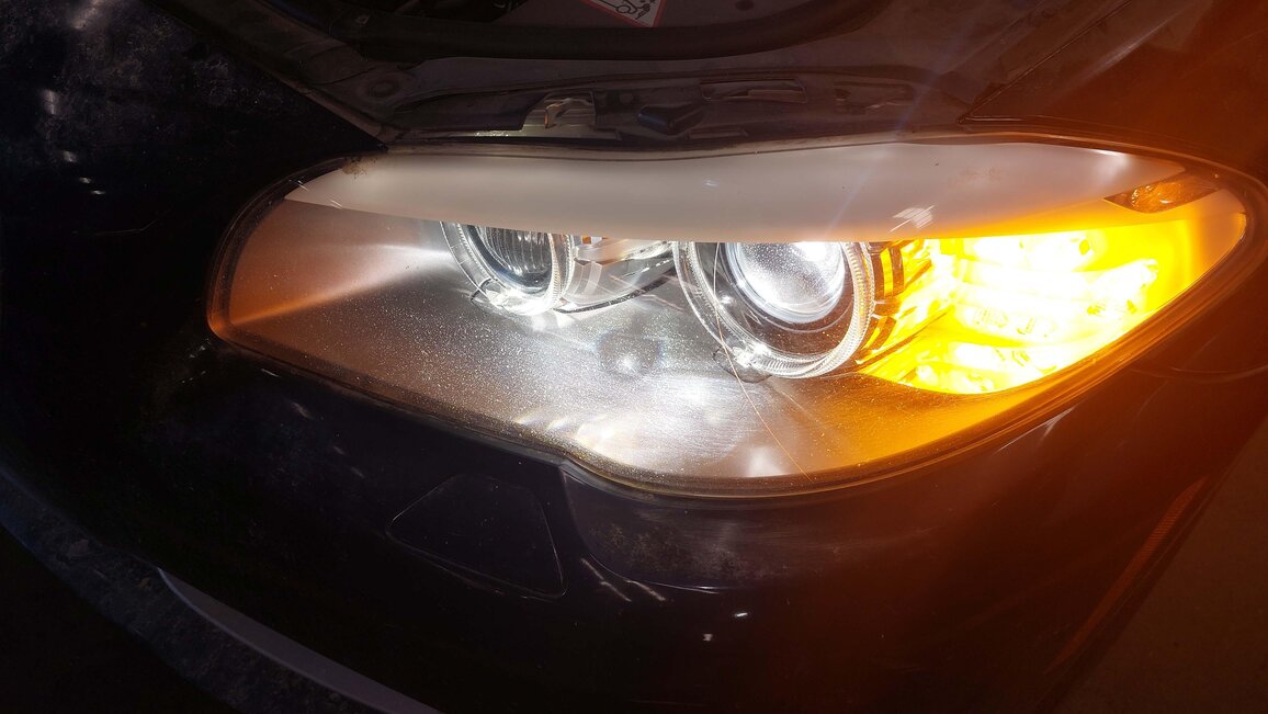 Thumbnail 2: 2011-2013 BMW 528i 535i 550i M5 (F10) RIGHT - XENON HID ADAPTIVE HEADLIGHT LAMP