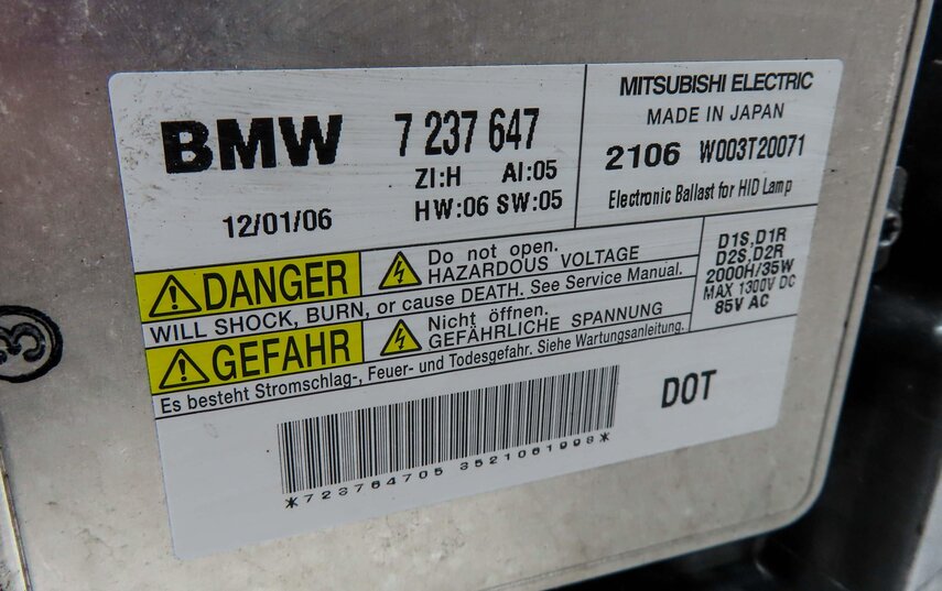Thumbnail 8: 2011-2013 BMW 528i 535i 550i M5 (F10) RIGHT - XENON HID ADAPTIVE HEADLIGHT LAMP