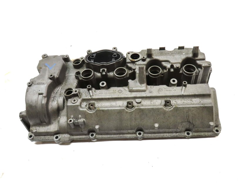 Thumbnail 3: 13-19 BMW 5 6 7 M5 M6 X5 X6 (F01 F06 F10 E70 E71) 4.4L N63 S63 LEFT VALVE COVER