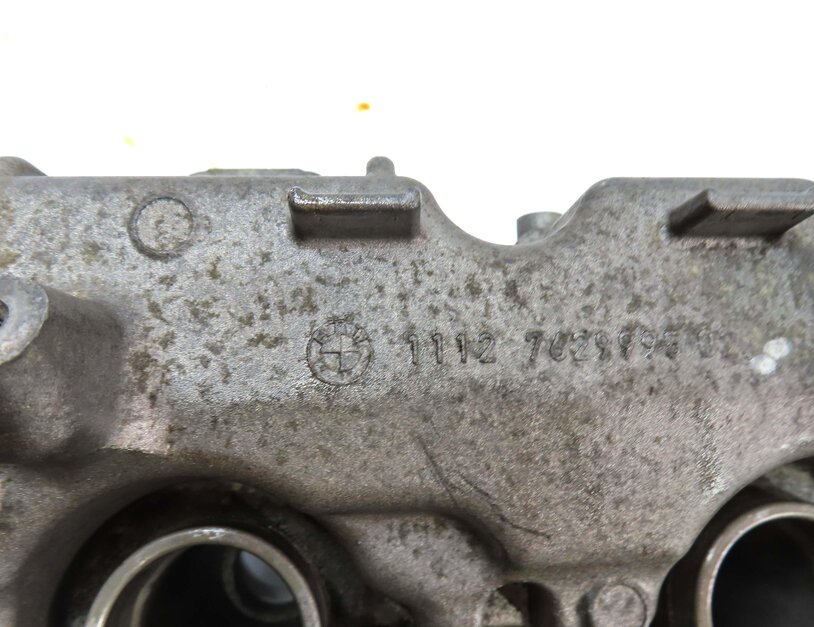 Thumbnail 8: 13-19 BMW 5 6 7 M5 M6 X5 X6 (F01 F06 F10 E70 E71) 4.4L N63 S63 LEFT VALVE COVER
