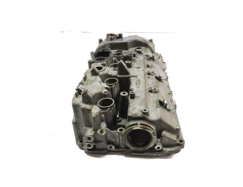 Thumbnail 5: 12-16 BMW M5 M6 X5 X6 (F06 F10 F12 F15 F16) 4.4L S63 ENGINE RIGHT VALVE COVER