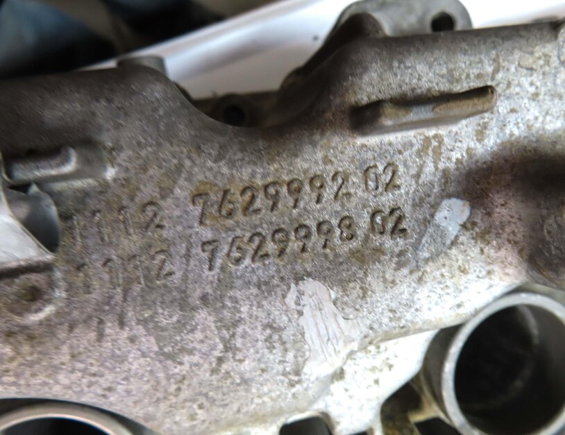 Thumbnail 8: 12-16 BMW M5 M6 X5 X6 (F06 F10 F12 F15 F16) 4.4L S63 ENGINE RIGHT VALVE COVER