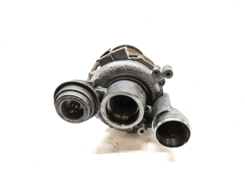 Thumbnail 6: 12-15 BMW M5 M6 ///M (F06 F10 F12 F13) 4.4L S63 ENGINE RIGHT TURBO TURBOCHARGER