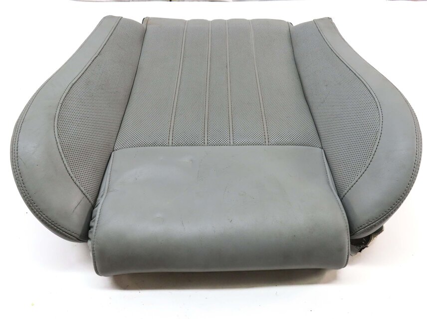 Thumbnail 2: 2013 BMW M5 ///M (F10) PASSENGER LOWER BOTTOM COMFORT SEAT CUSHION (SILVERSTONE)
