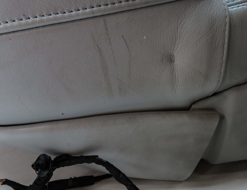 Thumbnail 15: 2013 BMW M5 ///M (F10) PASSENGER UPPER TOP COMFORT SEAT CUSHION (SILVERSTONE)