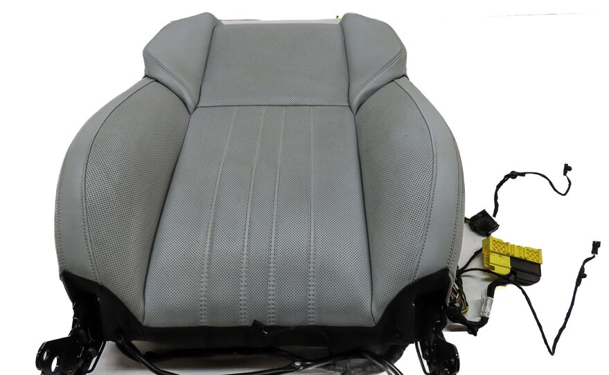 Thumbnail 2: 2013 BMW M5 ///M (F10) PASSENGER UPPER TOP COMFORT SEAT CUSHION (SILVERSTONE)
