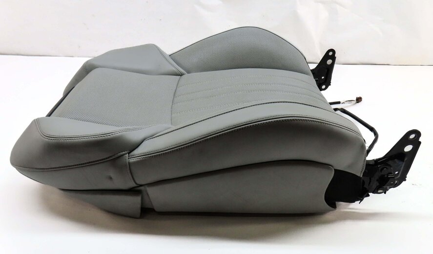 Thumbnail 5: 2013 BMW M5 ///M (F10) PASSENGER UPPER TOP COMFORT SEAT CUSHION (SILVERSTONE)