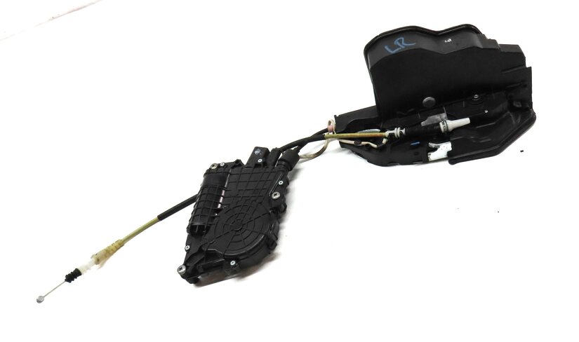 Thumbnail 3: 11-16 BMW 528i 535i 550i M5 (F10) REAR LEFT DOOR LOCK LATCH w/ SOFT CLOSE MOTOR