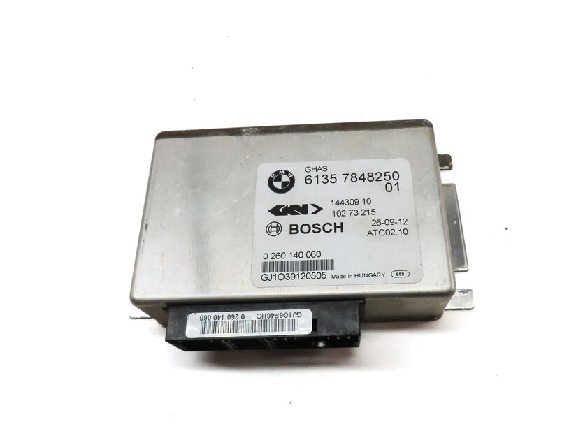 Thumbnail 2: 2012-2015 BMW M5 M6 ///M (F06 F10 F12 F13) LOCKING DIFFERENTIAL CONTROL MODULE