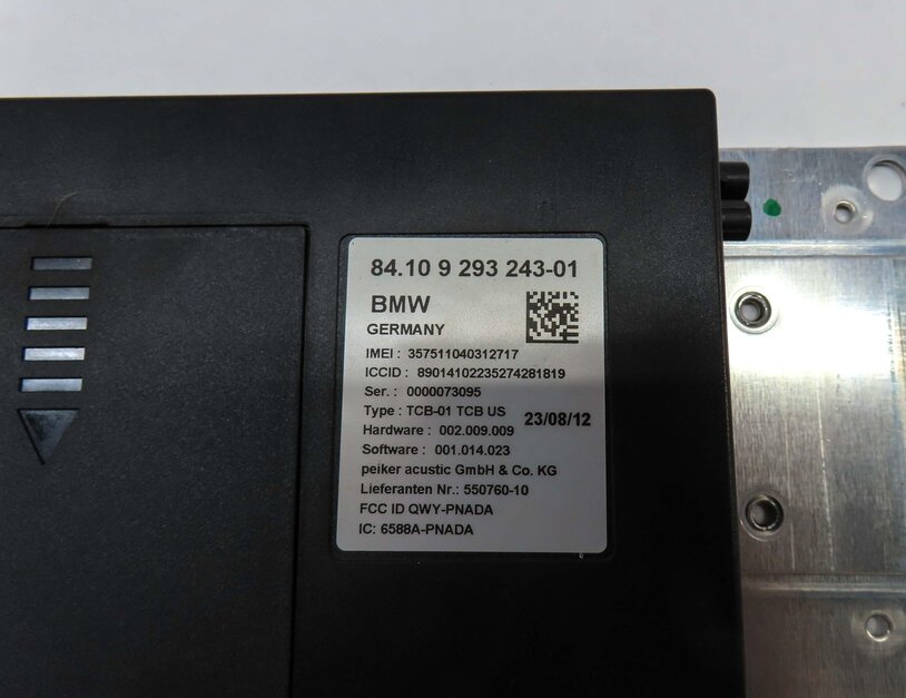 Thumbnail 4: 2013 BMW M5 ///M (F10) BLUETOOTH TELEMATICS COMMUNICATION CONTROL MODULE