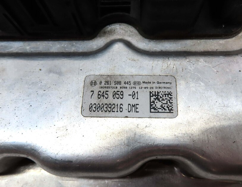 Thumbnail 5: 12-15 BMW M5 M6 ///M (F06 F10 F12 F13) 4.4L S63 ENGINE DME CAS 4 MODULE KEY SET