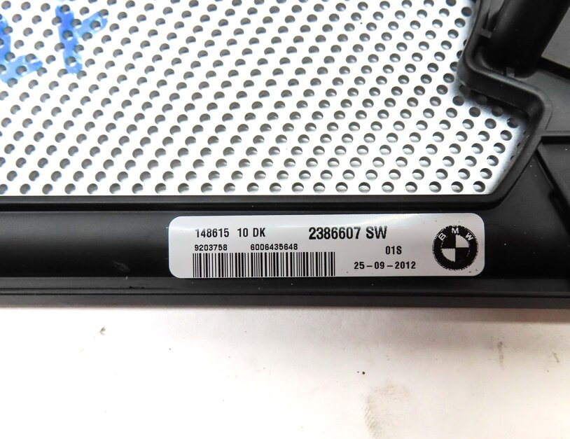 Thumbnail 14: 2013 BMW M5 ///M (F10) BANG & OLUFSEN AUDIO SPEAKER GRILLE TRIM SET-8