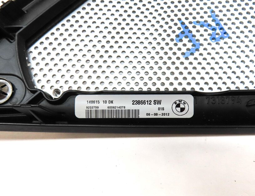 Thumbnail 16: 2013 BMW M5 ///M (F10) BANG & OLUFSEN AUDIO SPEAKER GRILLE TRIM SET-8
