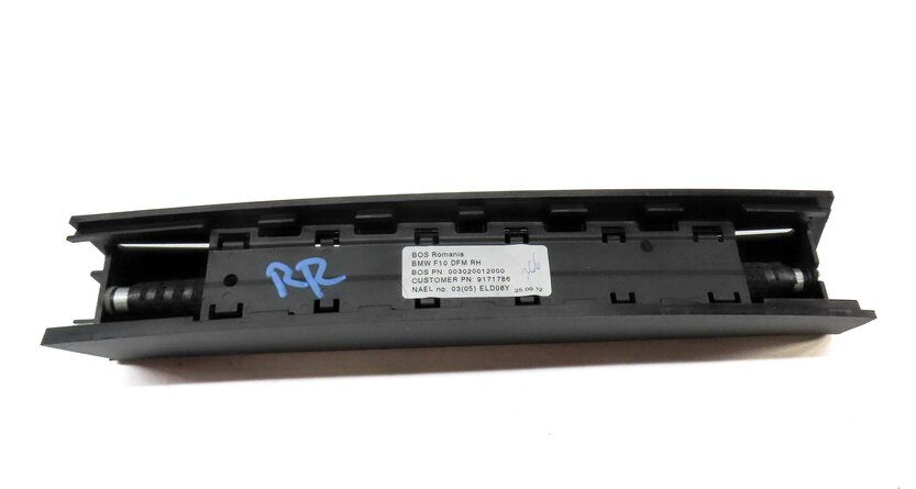 Thumbnail 5: 11-16 BMW 528i 535i 550i M5 ///M (F10) RIGHT REAR DOOR VENT WINDOW PRIVACY SHADE