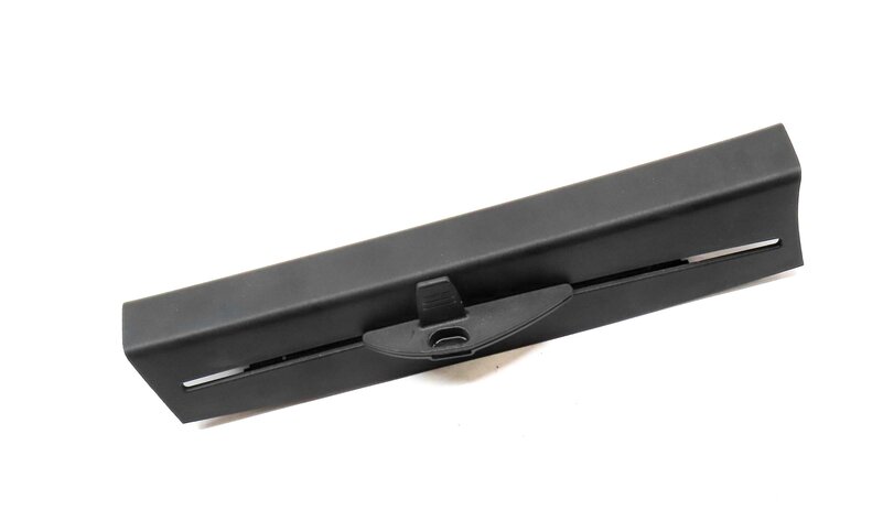 Thumbnail 3: 11-16 BMW 528i 535i 550i M5 ///M (F10) LEFT REAR DOOR VENT WINDOW PRIVACY SHADE