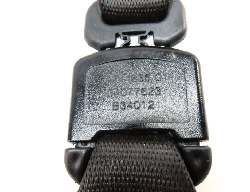 Thumbnail 6: 2013 BMW M5 ///M (F10) REAR SEAT CENTER SEAT SEATBELT RETRACTOR (BLACK)