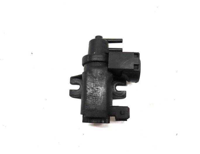 Thumbnail 7: 2013 BMW M5 ///M (F10) 4.4L S63 ENGINE TURBOCHARGER BOOST PRESSURE VALVE SET-2