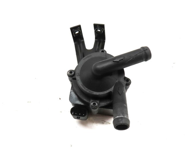 Thumbnail 2: 2013 BMW M5 ///M (F10) 4.4L S63 TWIN TURBO ENGINE AUX AUXILIARY WATER PUMP