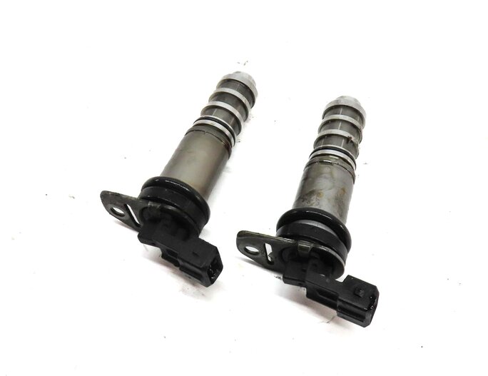 2013 BMW M5 ///M (F10) 4.4L S63 ENGINE VVT VANOS TIMING SOLENOID SET-2
