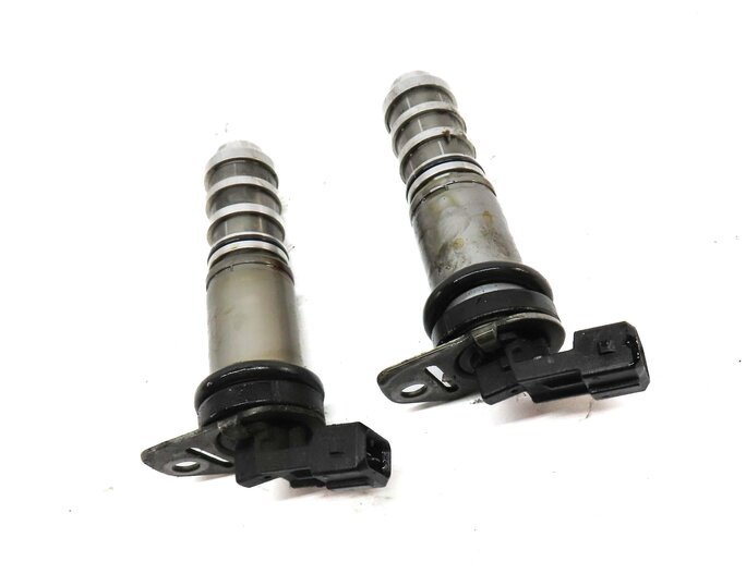 Thumbnail 3: 2013 BMW M5 ///M (F10) 4.4L S63 ENGINE VVT VANOS TIMING SOLENOID SET-2