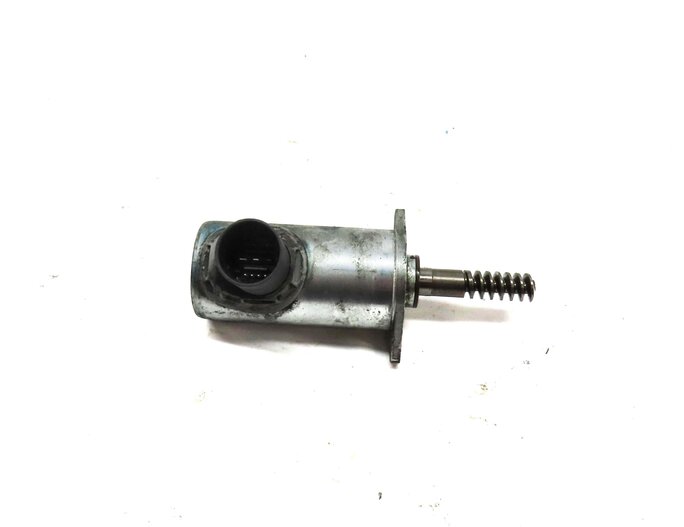 Thumbnail 2: 2013 BMW M5 ///M (F10) 4.4L S63 ENGINE ECCENTRIC CAM CAMSHAFT ACTUATOR MOTOR