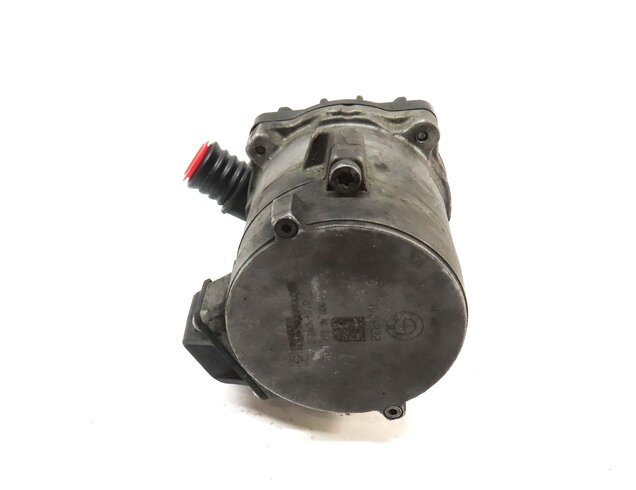 Thumbnail 5: 2012-2019 BMW M5 M6 ///M (F06 F10 F12 F13) 4.4L S63T ENGINE AUXILIARY WATER PUMP