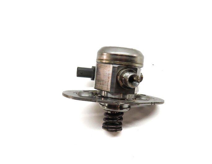 Thumbnail 5: 12-19 BMW 5 6 7 M5 M6 X5 X6 (F06 F10 F15 F16 F85) 4.4L HIGH PRESSURE FUEL PUMP