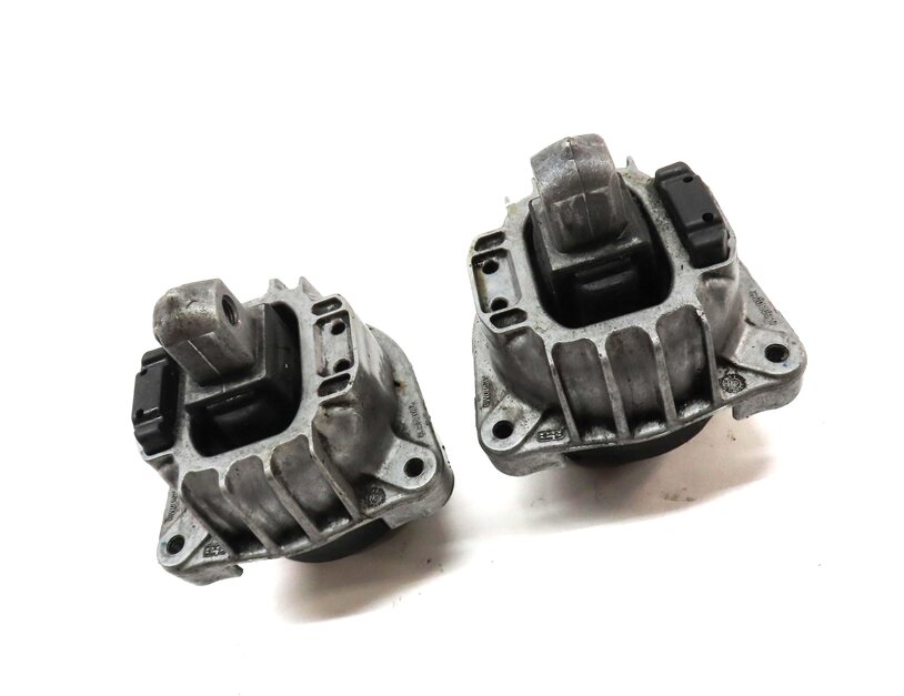 Thumbnail 3: 2013 BMW M5 ///M (F10) 4.4L S63 TWIN TURBO ENGINE LEFT & RIGHT MOTOR MOUNT SET-2