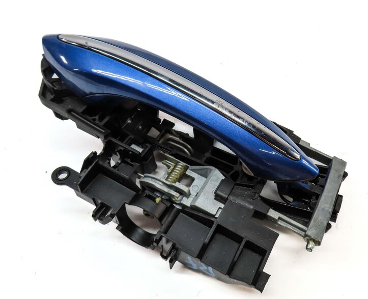 09-19 BMW 5 6 7 SERIES (F01 F07 F10 F12) RIGHT FRONT COMFORT DOOR HANDLE (BLUE)
